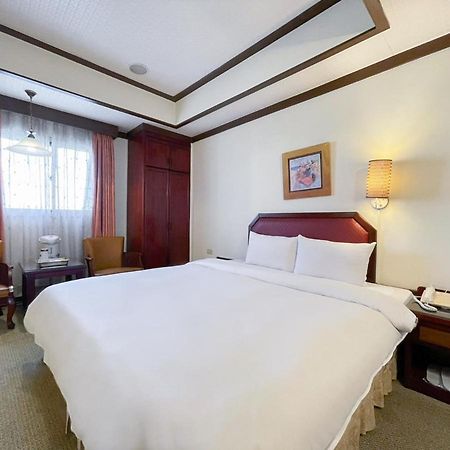 Guide Hotel Changhua Jhongjheng Esterno foto