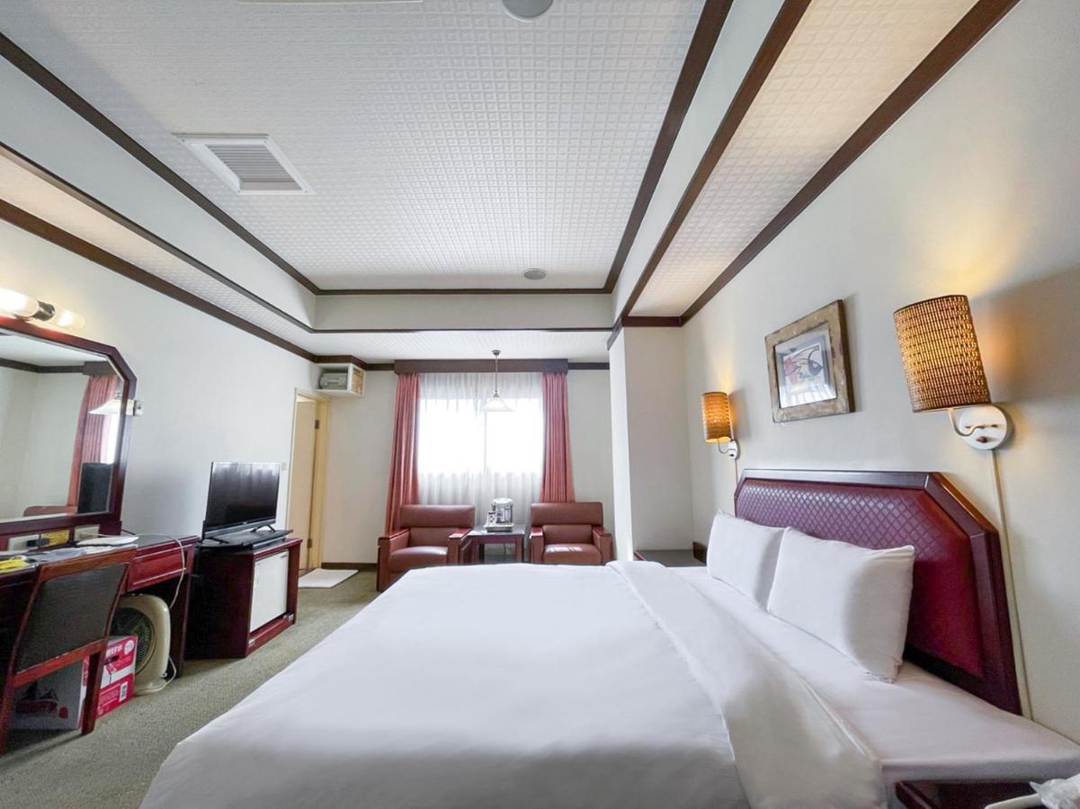 Guide Hotel Changhua Jhongjheng Esterno foto