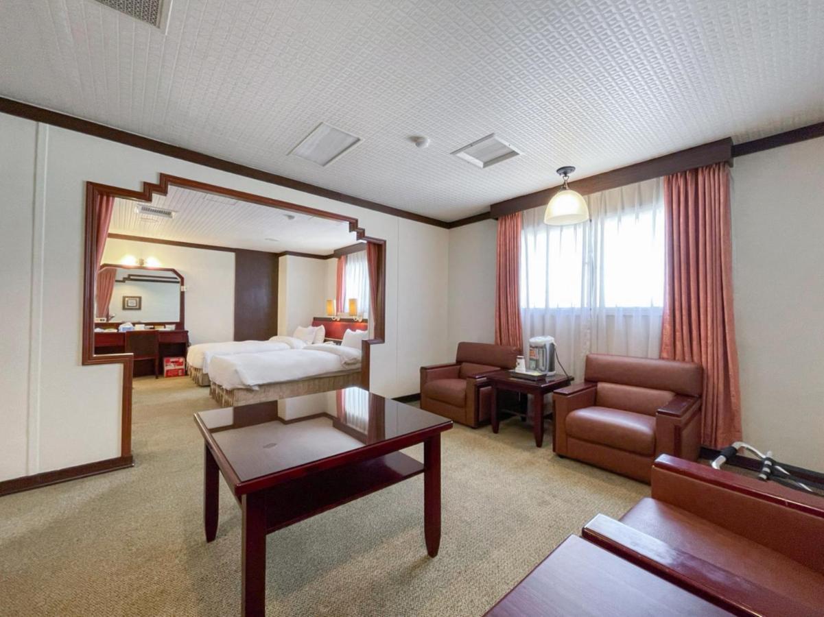 Guide Hotel Changhua Jhongjheng Esterno foto